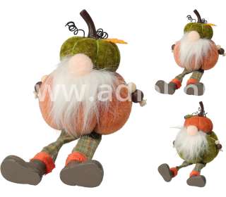 Plüss manó töksapkás 15cm